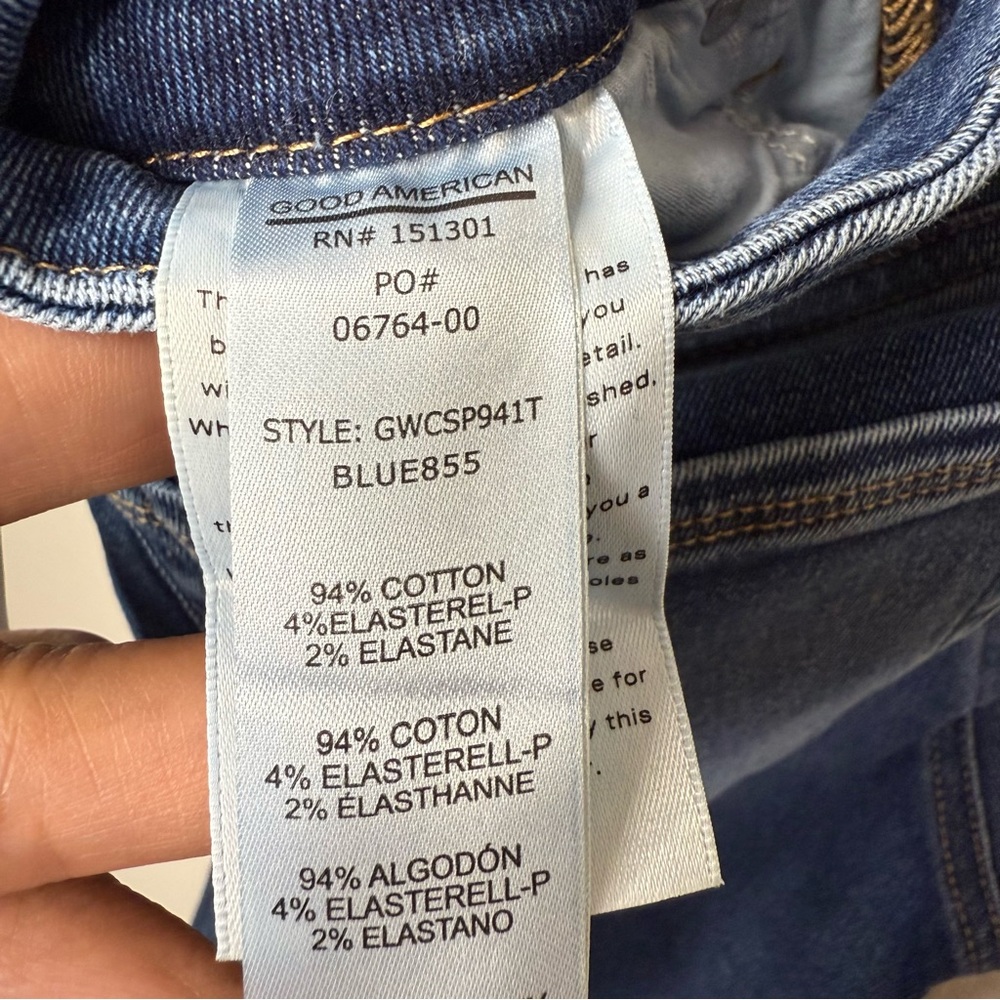 Good American Good Waist Crop Jeans - Picture 6 of 6